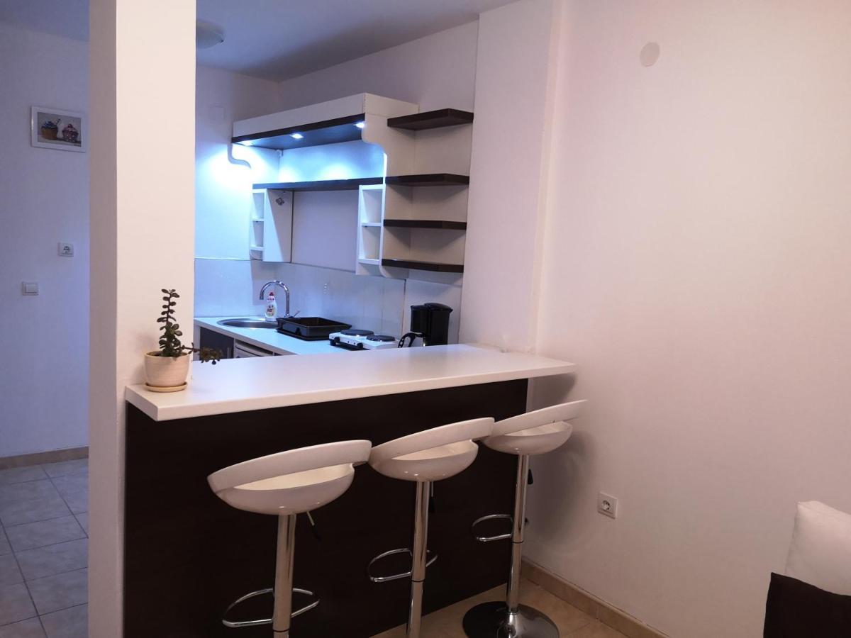 Villa Eros Apartments Struga Bagian luar foto